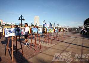 Triển lãm gần 1000 bức ảnh về Hoàng Sa-Trường Sa
