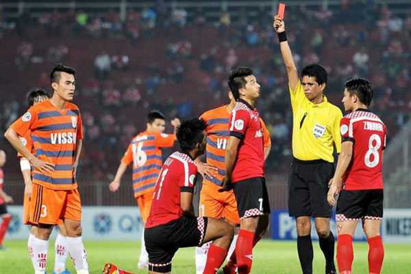 Video: Xét xử vụ bán độ rúng động bóng đá Việt