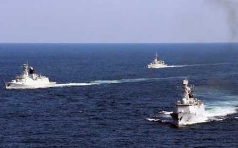 Trung Quốc tập trận bảo vệ giàn khoan trên Biển Đông