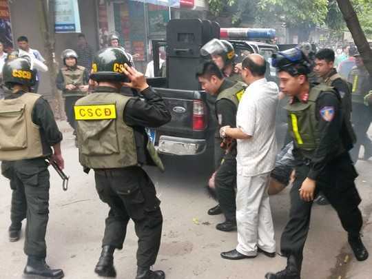 Cuộc vây bắt những kẻ tù tội tuồn ma tuý về Hà Nội