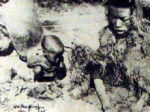 Nạn đói ở Thái Bình: Bóp cổ, moi thức ăn từ miệng người khác