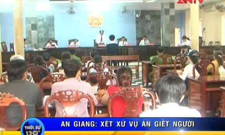 Lạnh người phiên xử cháu đâm chết chú ruột