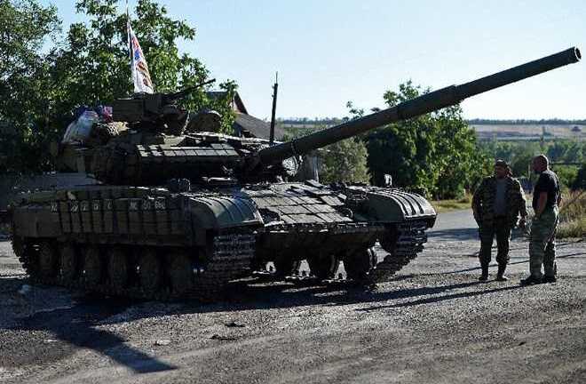 Ukraine tố sư đoàn xe tăng Nga tham chiến ở Lugansk