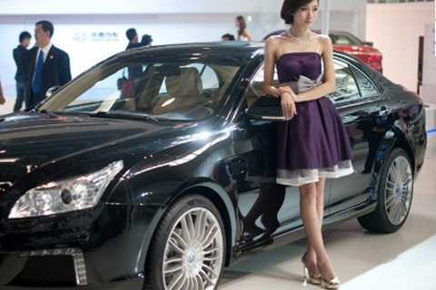 4 tỷ USD mua đồ hiệu: Sao người Việt vẫn than khó khăn?