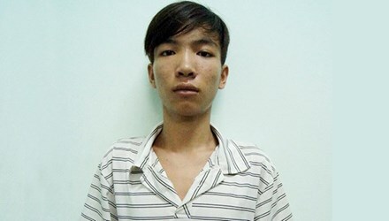 Nam sinh đâm 3 người thương vong tại nhà bạn gái