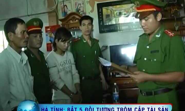 Theo chân công an bắt khẩn cấp toán 'đạo chích' táo tợn ở Hà Tĩnh