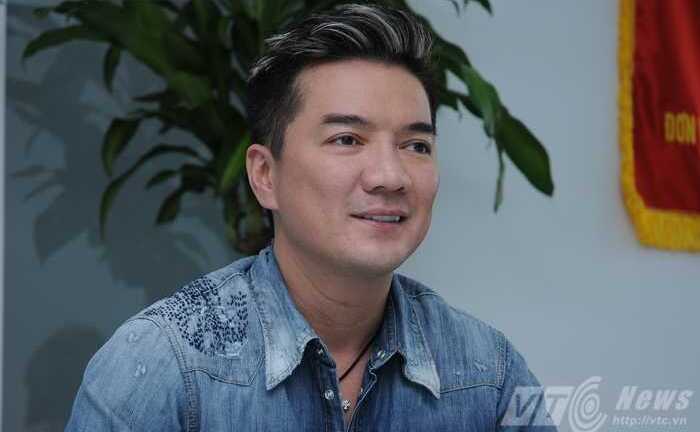 Đàm Vĩnh Hưng từng bị đuổi về thời đi hát lót