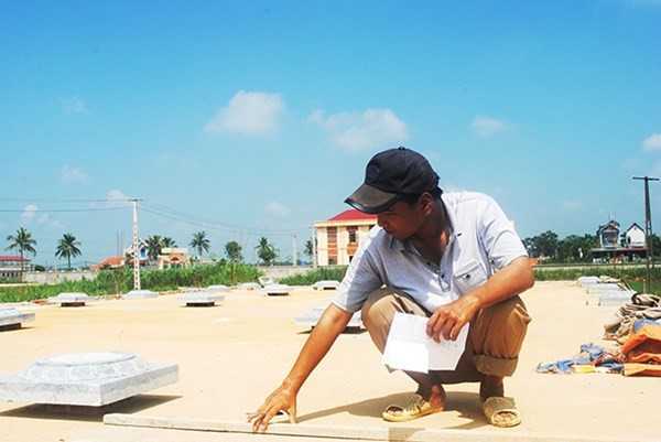 Thành kỹ sư nhờ gánh xôi trước cổng trường của mẹ