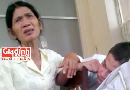 Vợ con ốm nặng, chồng 'xin' có nhân tình để chăm sóc mình