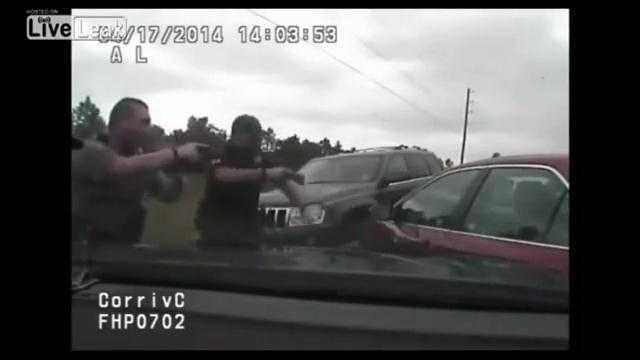 Clip: Truy đuổi cướp ngân hàng như phim hành động