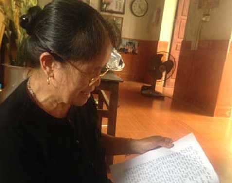 Người đàn bà mù bỗng sáng mắt, biết làm thơ sau 3 lần tự tử