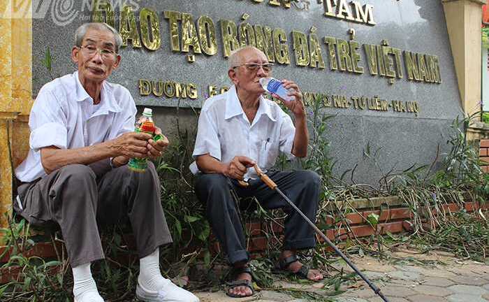 Fan mỏi mòn tìm vé xem U19 Việt Nam