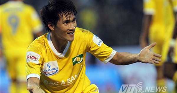 Công Vinh úp mở ra nước ngoài thi đấu