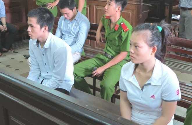 Xúi trẻ làm 'chuyện người lớn', thiếu nữ phạm tội hiếp dâm