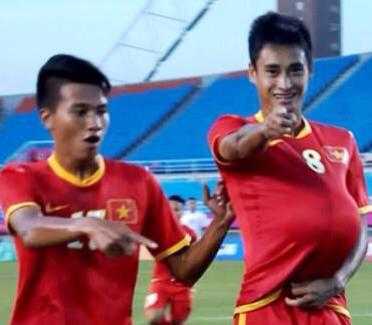 Lý giải hành động ăn mừng của Vũ Minh Tuấn