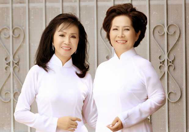 Phương Dung, Trang Mỹ Dung diện áo dài về thăm trường