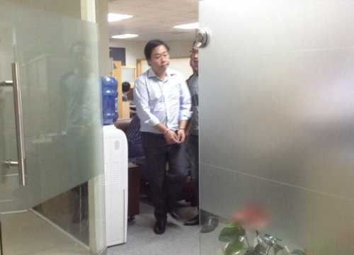 Bắt Tổng giám đốc, kế toán trưởng sàn vàng VGX