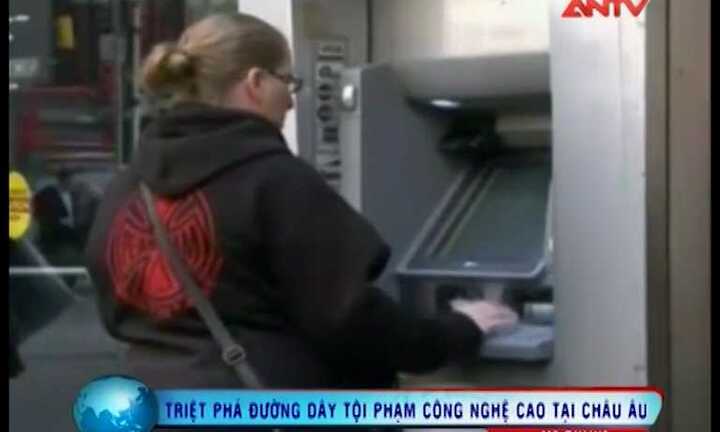 Clip: Sử dụng máy in 3D 'rút ruột' cây ATM