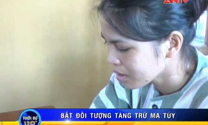 'Kiều nữ' thuê nhà nghỉ giấu ma túy đá