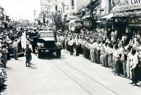 Giải phóng Thủ đô qua lời kể nhân chứng lịch sử