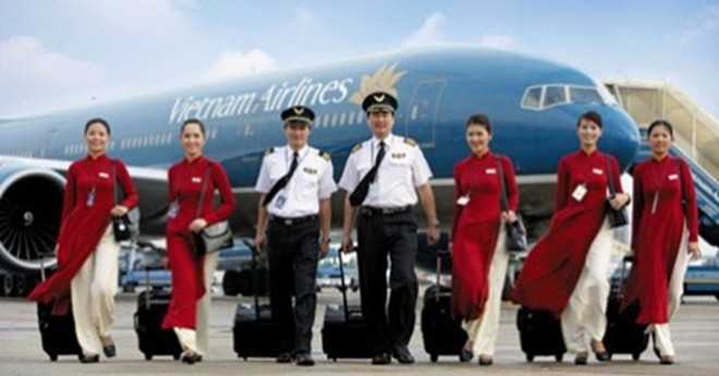 Phi công, tiếp viên Vietnam Airlines nhận lương bao nhiêu?