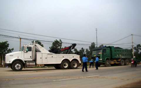 Xuất hiện xe đặc chủng 13 tỷ chuyên ‘bắt’ xe quá tải