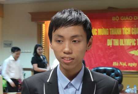 'Chàng trai Vàng' Toán học lọt top 10 gương mặt trẻ Thủ đô 2014