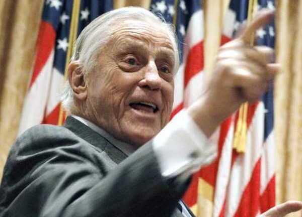 Nhà báo 'hất đổ' ghế Tổng thống Richard Nixon qua đời