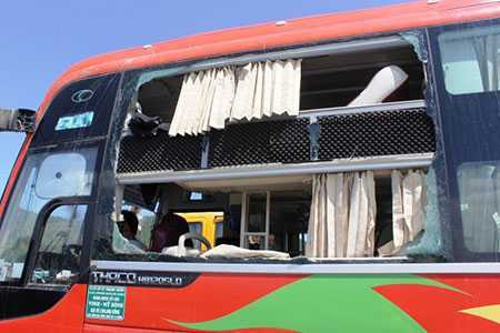 Loa phát nổ trên xe giường nằm: Bắt khẩn cấp nghi can gài mìn