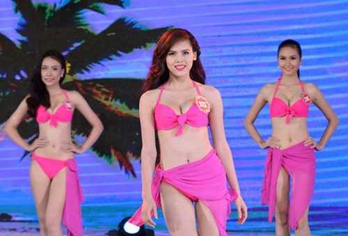 Thí sinh Hoa hậu Việt Nam khoe sắc vóc với trang phục bikini