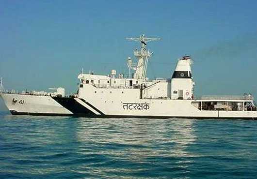 Ấn Độ đóng tàu tuần tra, tăng cường hợp tác hải quân với VN