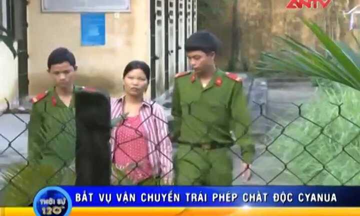 Tàng trữ, vận chuyển trái phép 25kg chất độc Cyanua