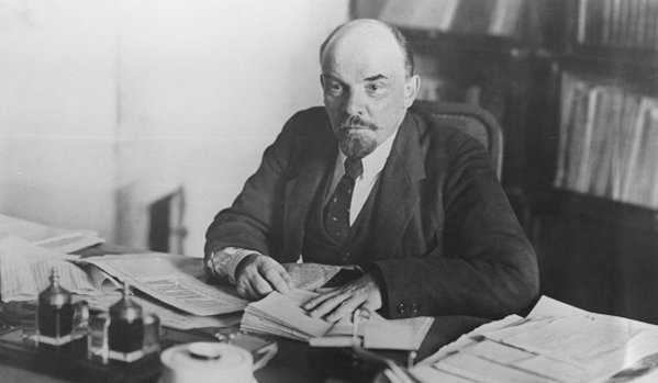 Bí ẩn đằng sau những bức ảnh Lenin
