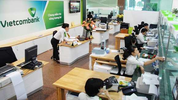 Ngân hàng giảm lãi suất nhỏ giọt