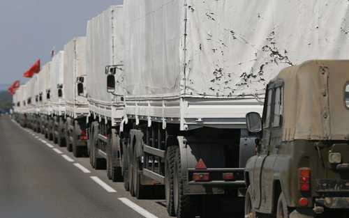 Chuyến xe cứu trợ thứ 4 của Nga đi qua biên giới Ukraine