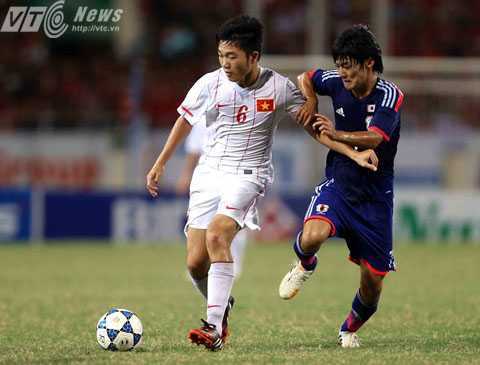 Xuân Trường về quê cuốc đất trồng rau