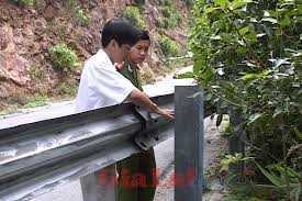 'Đạo chích' chuyên trộm thiết bị phụ trợ giao thông