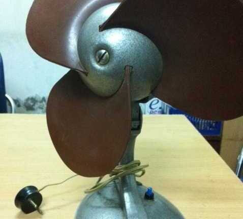 Quạt tai voi: Hàng xa xỉ một thời giờ biến đi đâu?