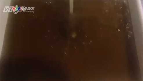 Kinh hoàng nước sinh hoạt của người Thủ đô đen ngòm như mực