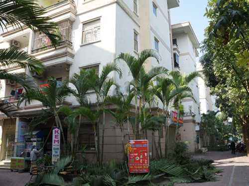 'Người nhện' 16 tuổi khiến cư dân khu đô thị thấp thỏm