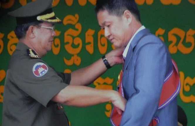 Trung tướng Campuchia nói về 'hai lúa' chế tạo xe bọc thép