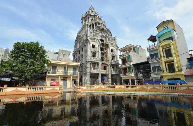 Ai dám bao che cho sai phạm ở 'lâu đài gà vàng'?