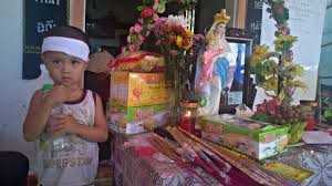 Tranh giành đất, anh em tàn sát lẫn nhau