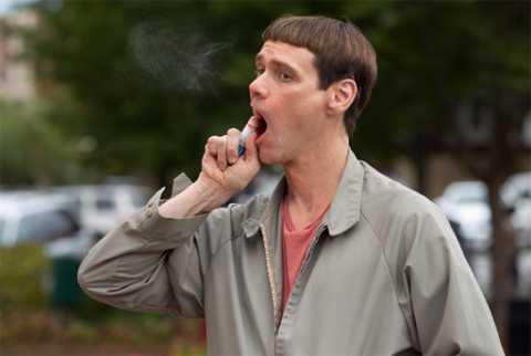 Chưa ra rạp, siêu ngốc Jim Carey đã chọc cười khán giả