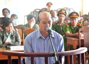 Kẻ tạt axit người yêu ở Đà Nẵng lãnh 13 năm tù