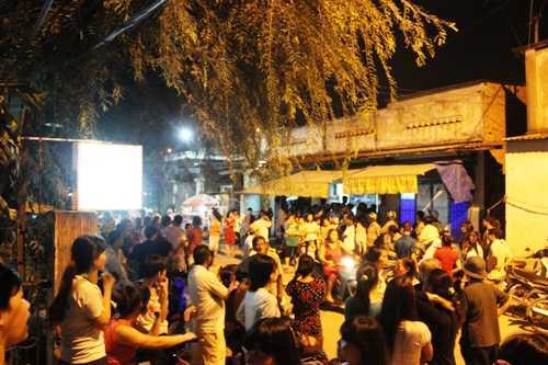 Một thanh niên bị kẻ bịt mặt xông vào nhà giết hại