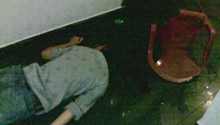 Trung sỹ công an bị đâm chết trong quán Karaoke