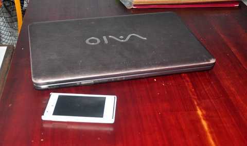 Cặp vợ chồng dàn cảnh đánh rơi vàng để lừa đảo