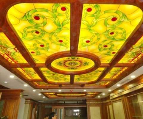 Soi tranh kính nội thất chỉ nhà giàu mới dám mua