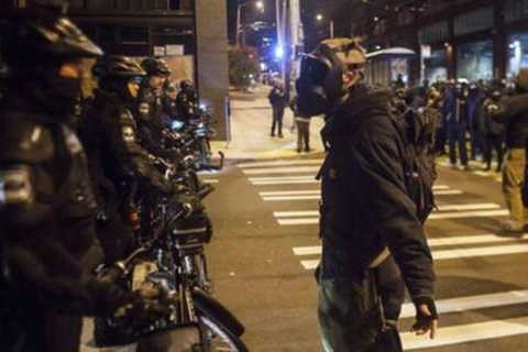 Ông Obama phải họp nội các sau vụ Ferguson